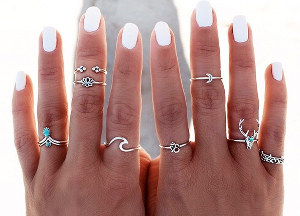 Женские серебряные кольца — аккуратные и изящные украшения