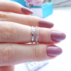 Серебряное кольцо на фалангу с камнями фото