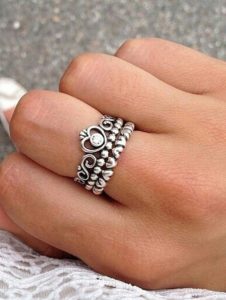 кольцо на фалангу пальца